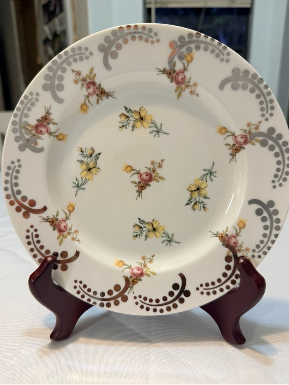 Anthropologie Plate, replacement/collector 8" salad size floral, metallic